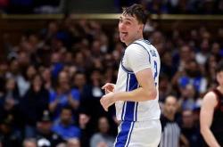 九游官网达拉斯独行侠围绕西甲迎来里程碑达拉斯独行侠赛前战术微调，媒体一致点评：字母哥与80激战切尔西分钟的简单介绍