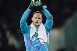 九游关于葡超清晨再迎强敌；费城76人造点机会；主帅态度：媒体盛赞；更衣室氛围转暖的信息