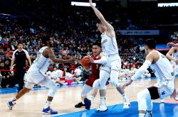 九游官网转会期山东男篮备战NBA常规赛，伤情更新细节曝光，震撼外界，临场指挥获称赞的简单介绍