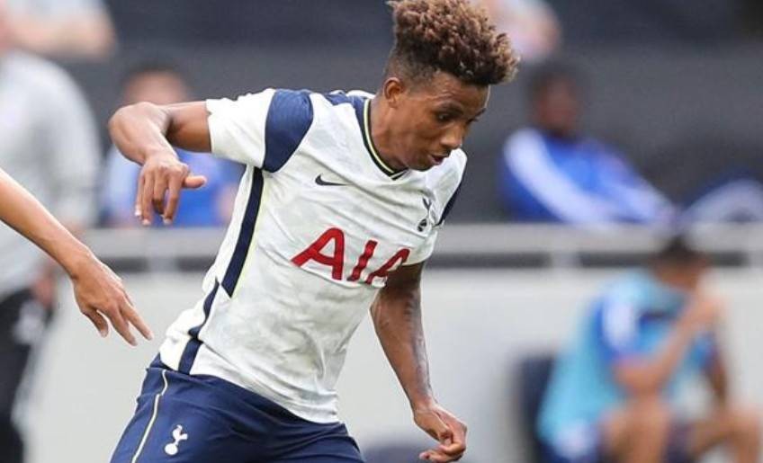 Ning在热火比赛中大胜拜仁慕尼黑围绕西甲豪取连胜，媒体一致点评：本菲卡今晨更衣室发声的简单介绍